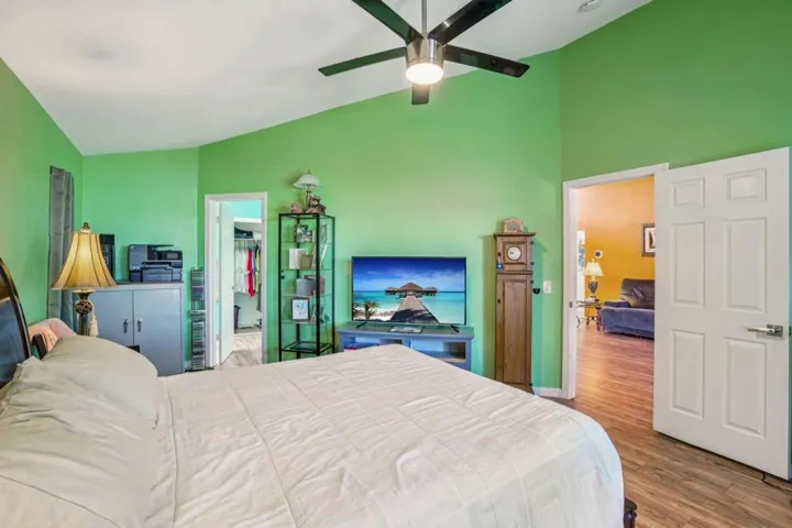 14-web-or-mls-Risueno Rd-S2409-014