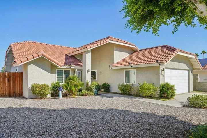 2-web-or-mls-Risueno Rd-S2409-002