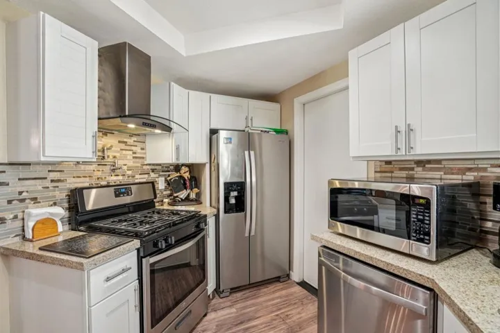 12-web-or-mls-Risueno Rd-S2409-012