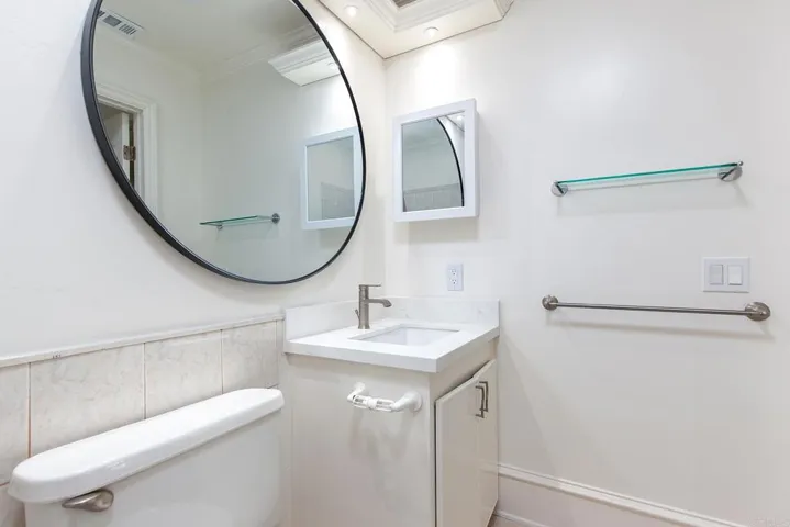 8842 Mission Vega Ct 3, Santee, California 92071