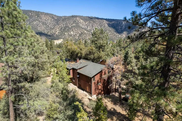 2208 Bernina, Pine Mountain Club, California 93222