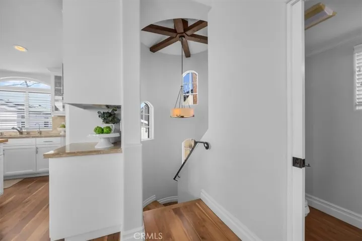 228 5th Place, Manhattan Beach, California 90266