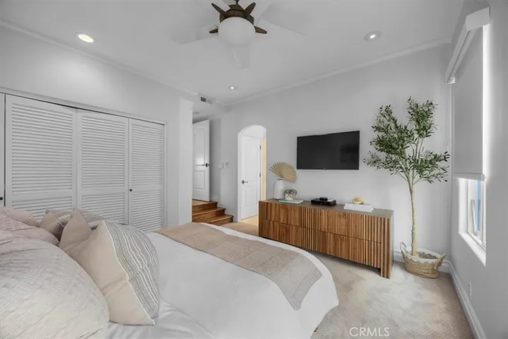 228 5th Place, Manhattan Beach, California 90266