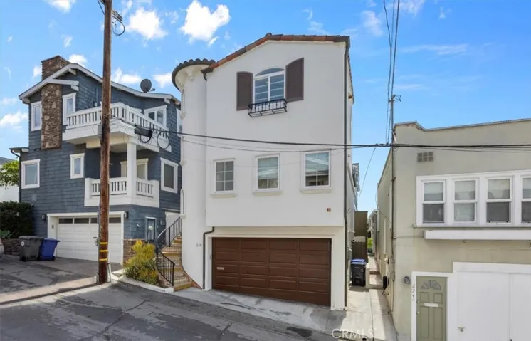 228 5th Place, Manhattan Beach, California 90266