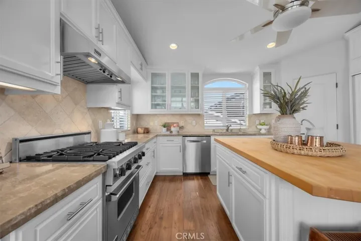 228 5th Place, Manhattan Beach, California 90266