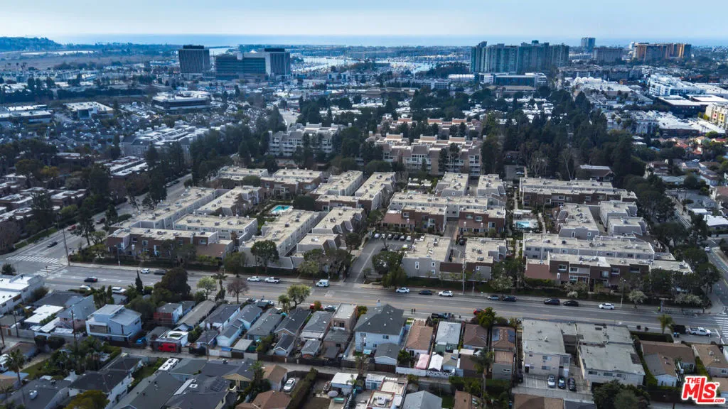 4336 Alla Road, Los Angeles, California 90066 home-pic-32