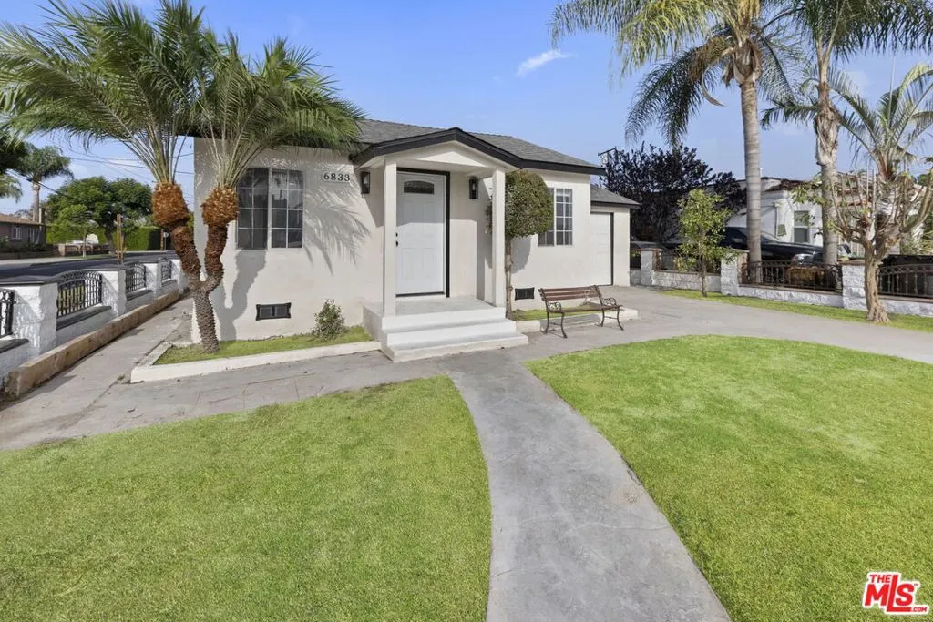 6833 Crafton Avenue, Bell Gardens, California 90201 home-pic-2