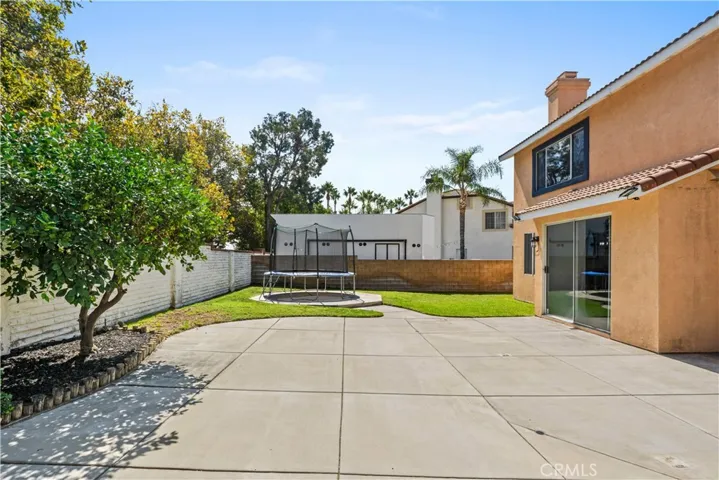 5655 Lone Pine, Fontana, California 92336