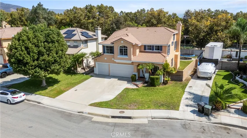 5655 Lone Pine, Fontana, California 92336
