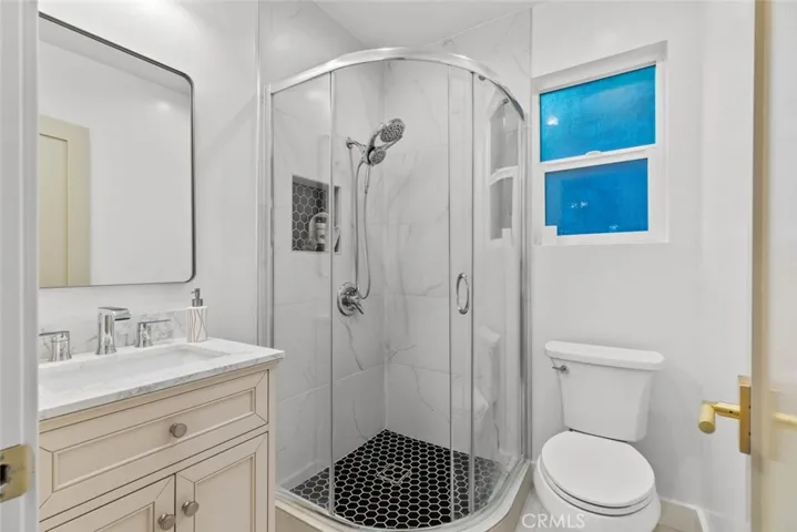 2512 Prospect Avenue, Montrose, California 91020