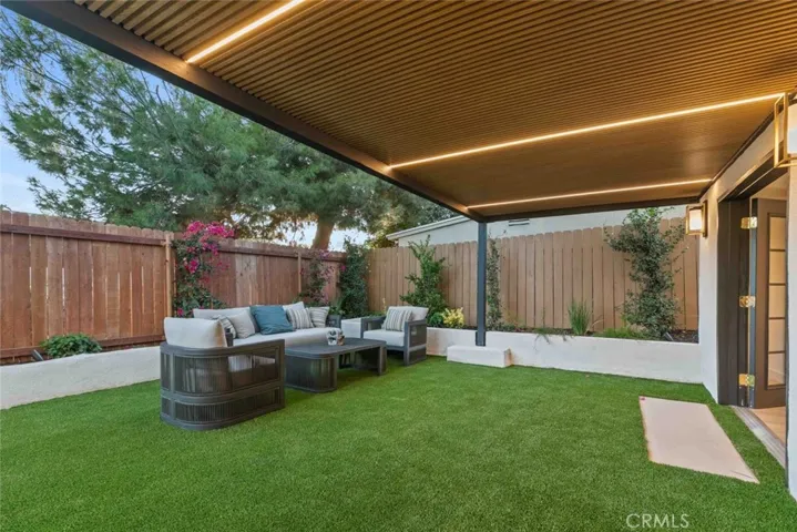 2512 Prospect Avenue, Montrose, California 91020