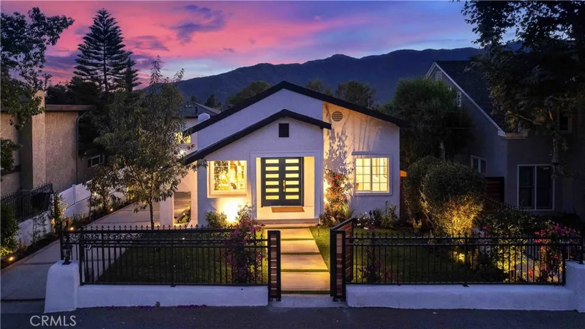 2512 Prospect Avenue, Montrose, California 91020
