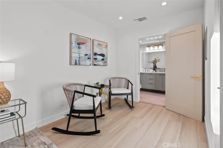 2512 Prospect Avenue, Montrose, California 91020