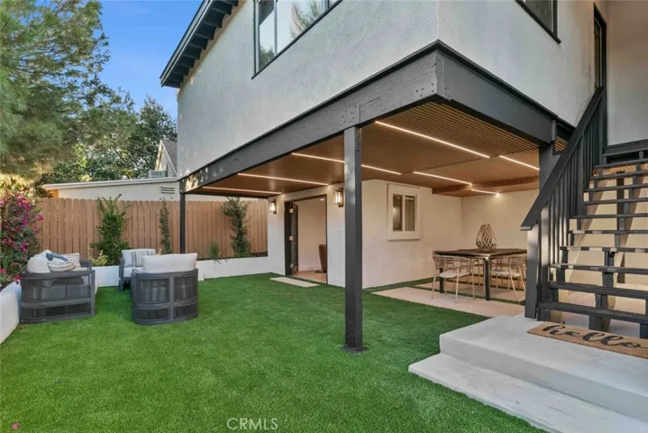 2512 Prospect Avenue, Montrose, California 91020