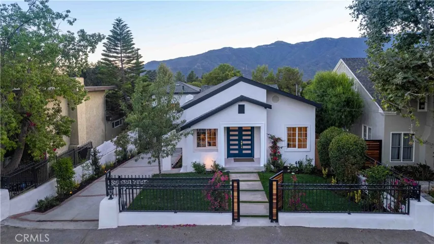 2512 Prospect Avenue, Montrose, California 91020