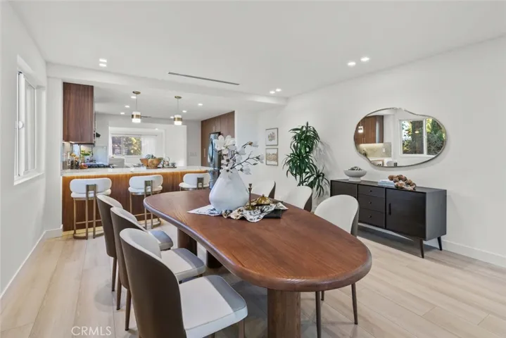2512 Prospect Avenue, Montrose, California 91020