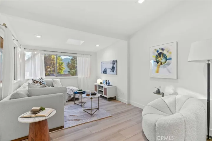 2512 Prospect Avenue, Montrose, California 91020