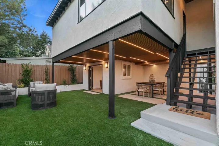 2512 Prospect Avenue, Montrose, California 91020