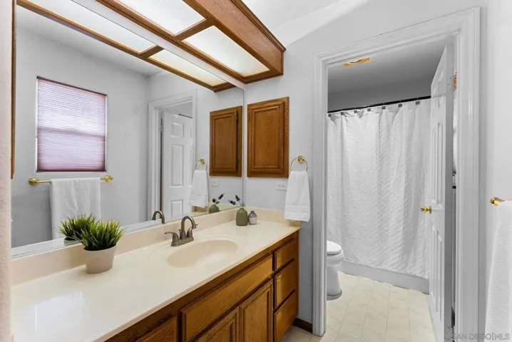 13461 Lori Pl, El Cajon, California 92021