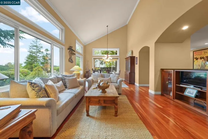 814 Chert Pl, Clayton, California 94517