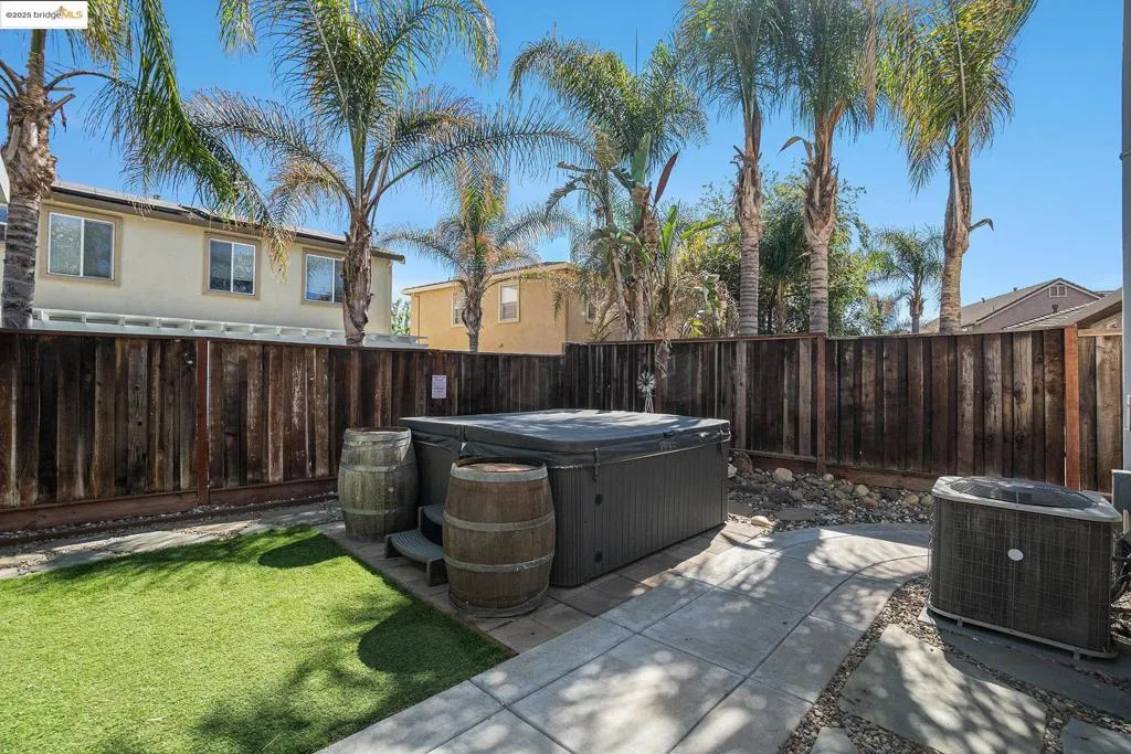 5684 Arcadia Cir, Discovery Bay, California 94505 home-pic-37