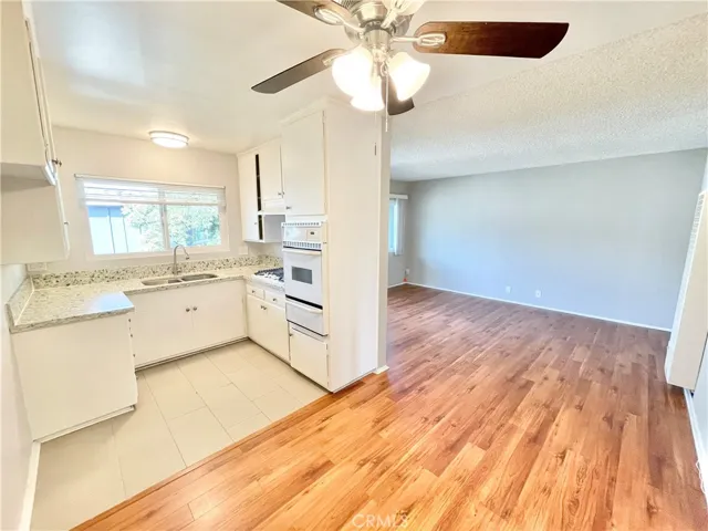 3123 Foothill Boulevard 08, La Crescenta, California 91214