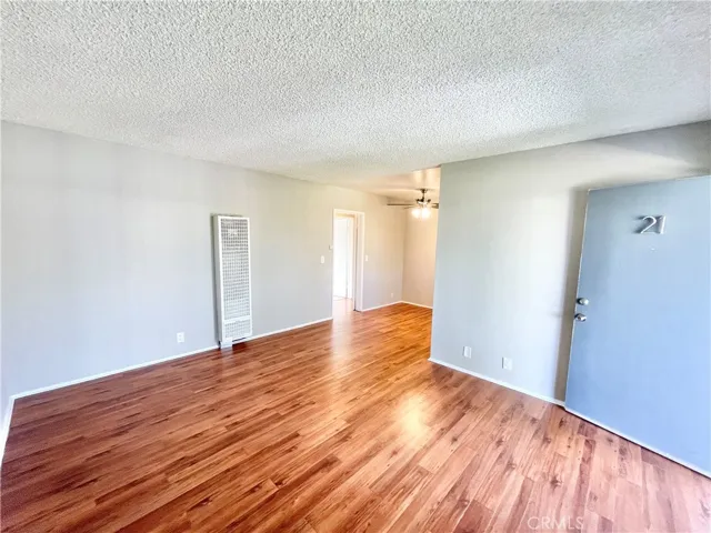 3123 Foothill Boulevard 08, La Crescenta, California 91214