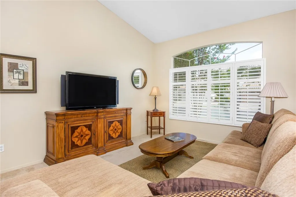 1021 Laguna Seca Court, Banning, California 92220 home-pic-4
