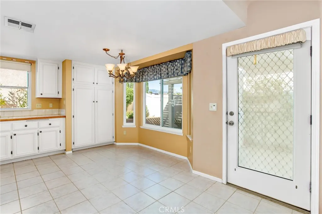 738 Amber Sky, Banning, California 92220 home-pic-10