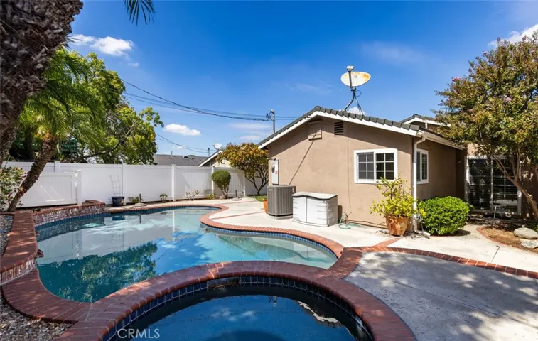 17342 Marda Avenue, Yorba Linda, California 92886