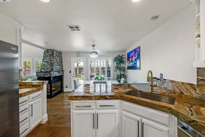 7217 Briza Loop, San Ramon, California 94582