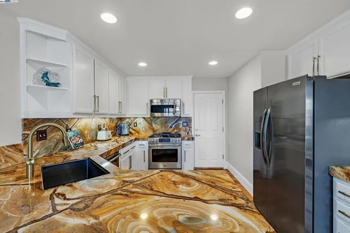 7217 Briza Loop, San Ramon, California 94582