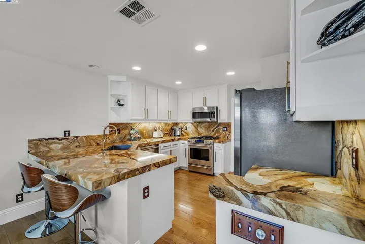 7217 Briza Loop, San Ramon, California 94582