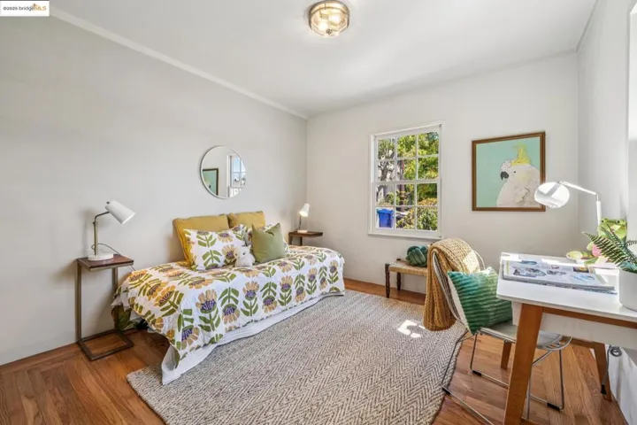 1631 Santa Clara St, Richmond, California 94804