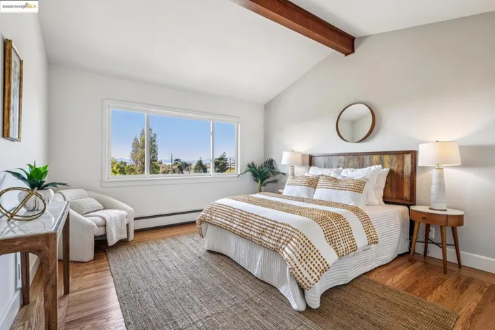1631 Santa Clara St, Richmond, California 94804