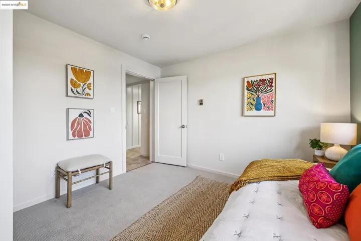 1631 Santa Clara St, Richmond, California 94804