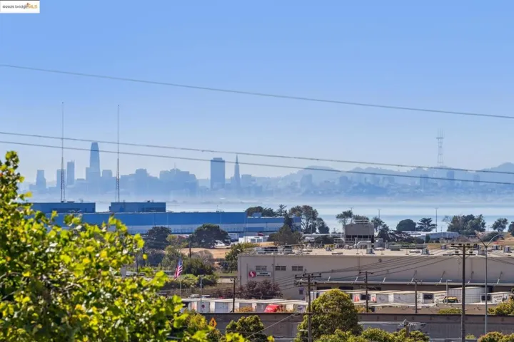 1631 Santa Clara St, Richmond, California 94804