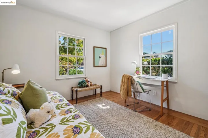 1631 Santa Clara St, Richmond, California 94804