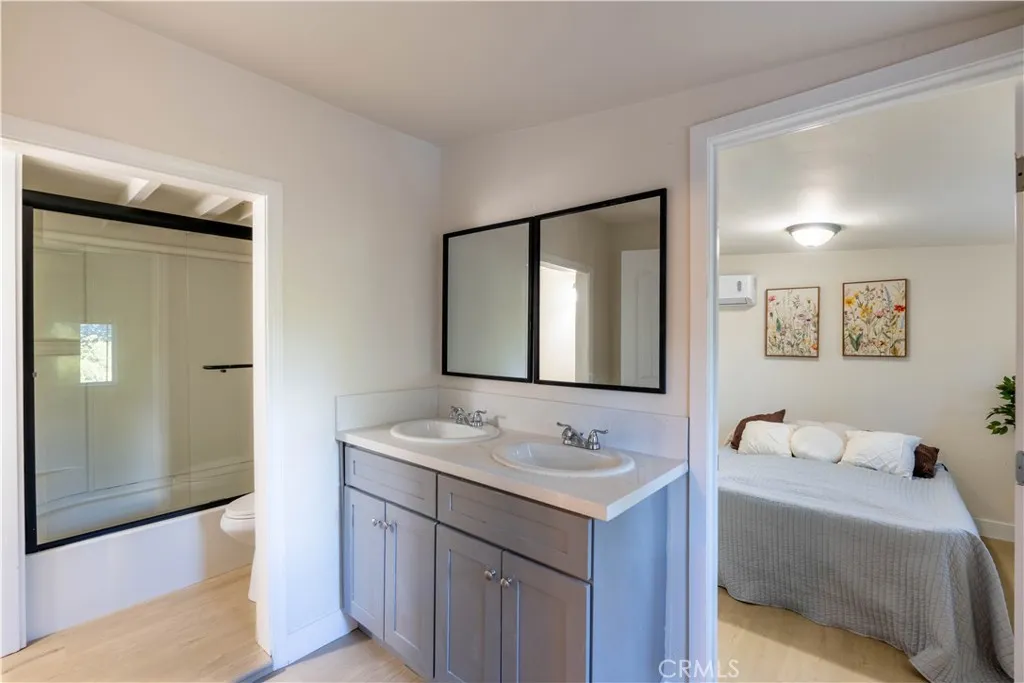 757 N Village Lane N, Crestline, California 92325 home-pic-26