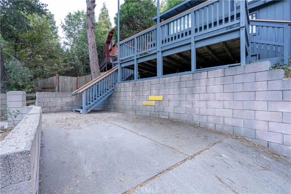 757 N Village Lane N, Crestline, California 92325 home-pic-50