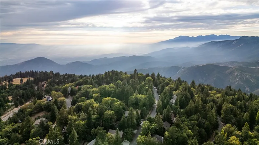 30169 Magic Drive, Running Springs, California 92382