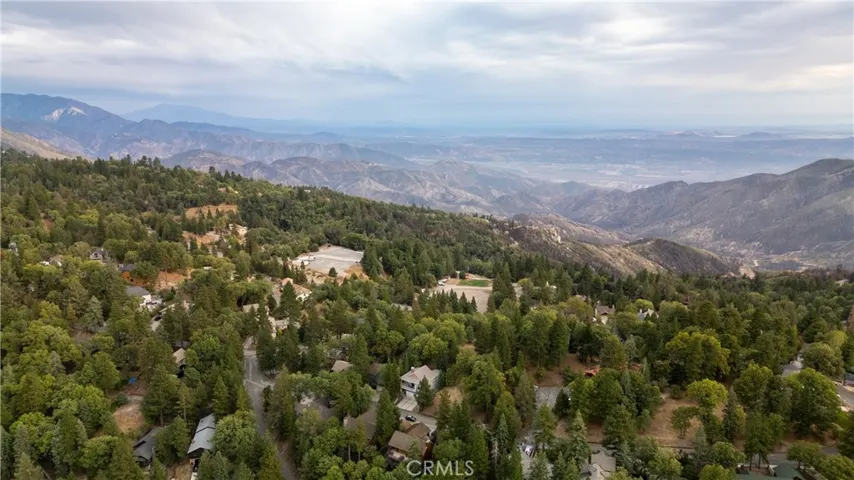 30169 Magic Drive, Running Springs, California 92382