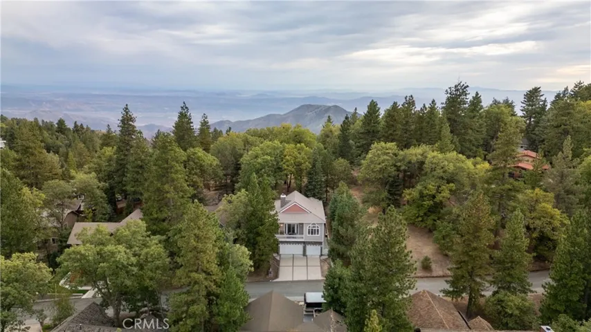 30169 Magic Drive, Running Springs, California 92382