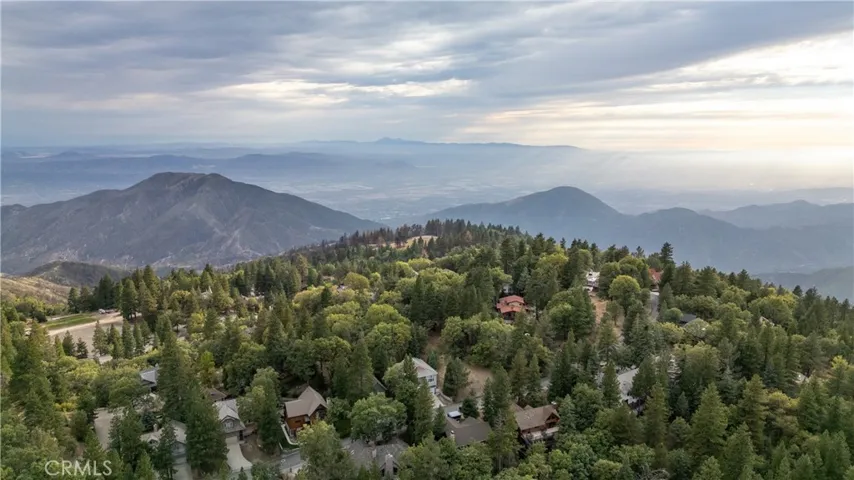 30169 Magic Drive, Running Springs, California 92382