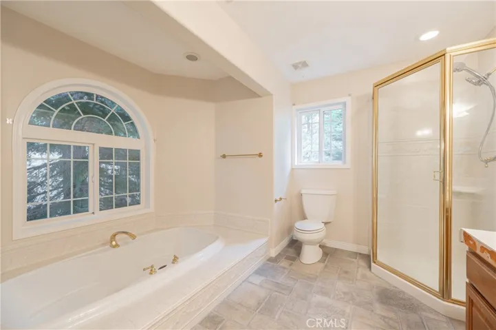 30169 Magic Drive, Running Springs, California 92382