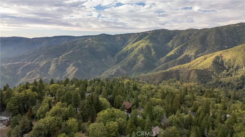30169 Magic Drive, Running Springs, California 92382