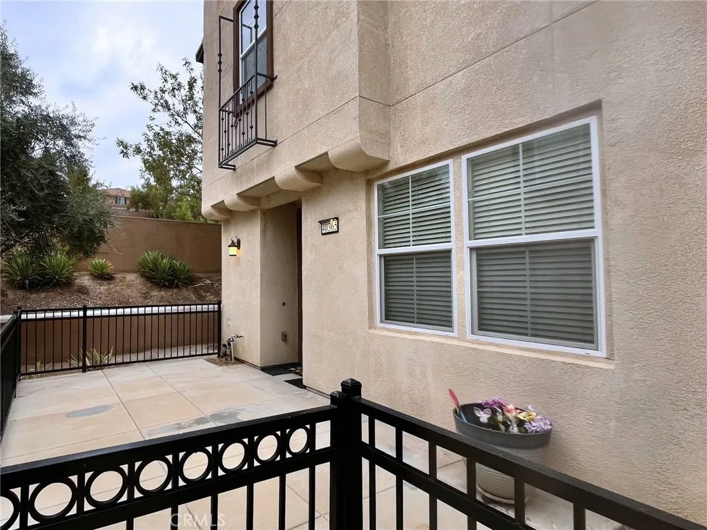 40365 Calle Real, Murrieta, California 92563 home-pic-1