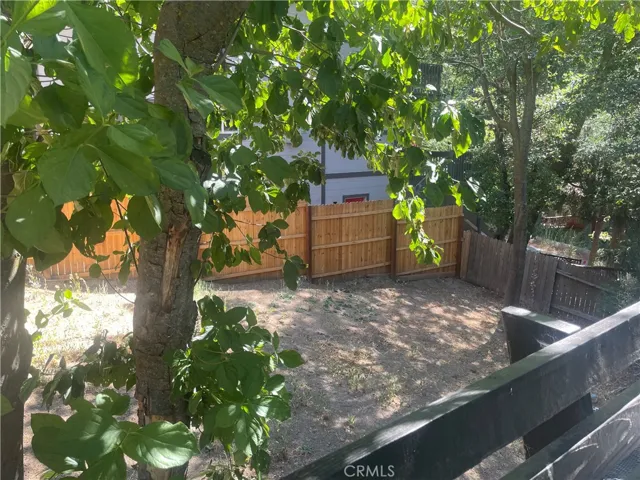 467 Boothe Lane, Crestline, California 92325