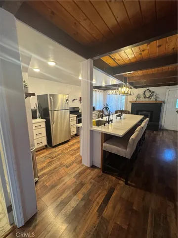 467 Boothe Lane, Crestline, California 92325
