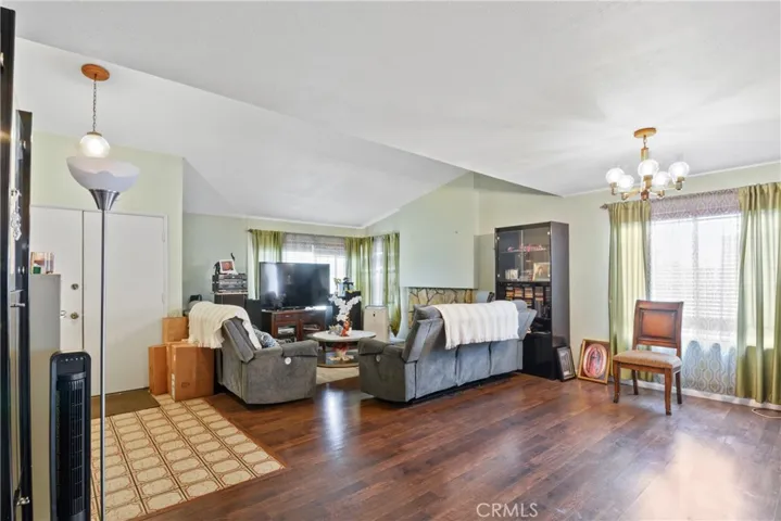 8795 Frankfort St., Fontana, California 92335
